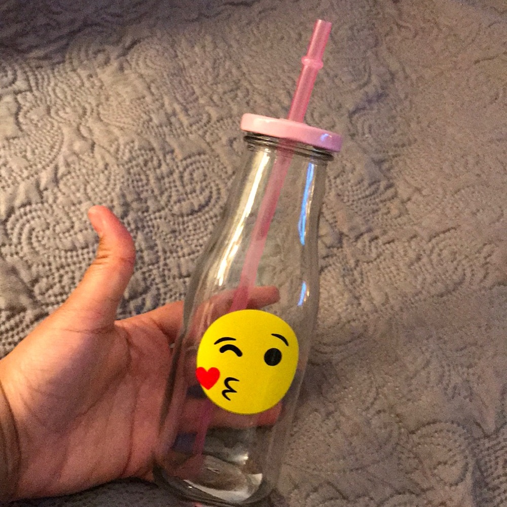 New. 😘 Happy Face Glass Bottle